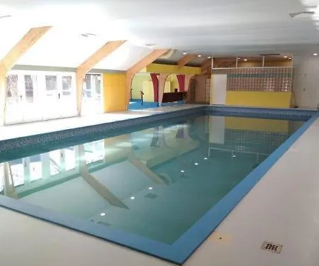 38 Chalet